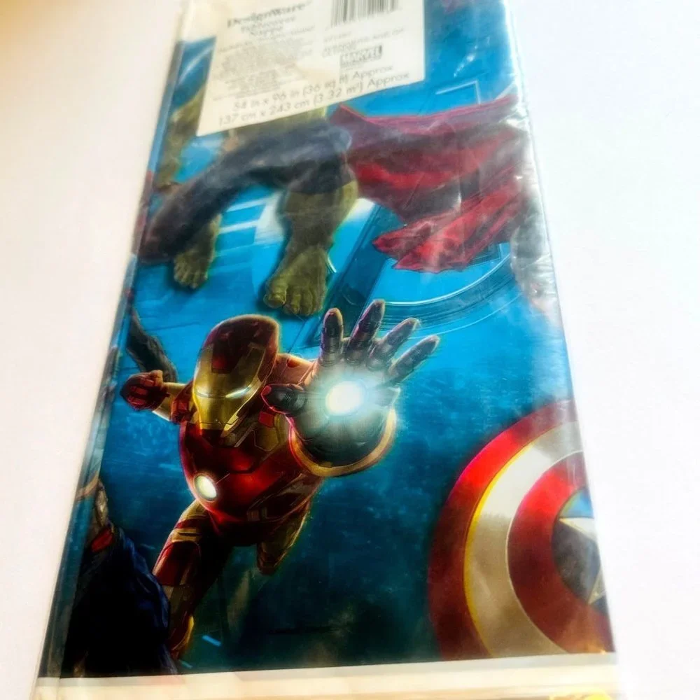 DesignWare Marvel Avengers Age of Ultron Tablecover Tablecloth 54